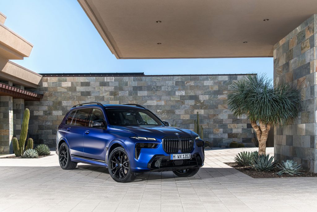     El X7 de BMW parece demasiado pequeño ahora, por lo que los concesionarios quieren un X9