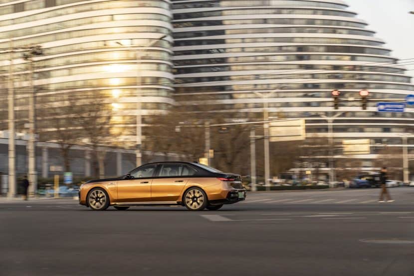 2025 BMW SERIE 7 DISTANCIA ENTRE EJES LARGA CHINA 04