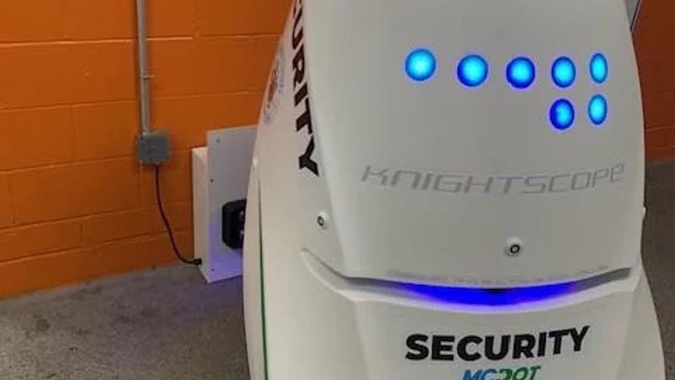 El condado de Montgomery, Maryland, está probando un robot de seguridad de cinco pies de alto llamado 