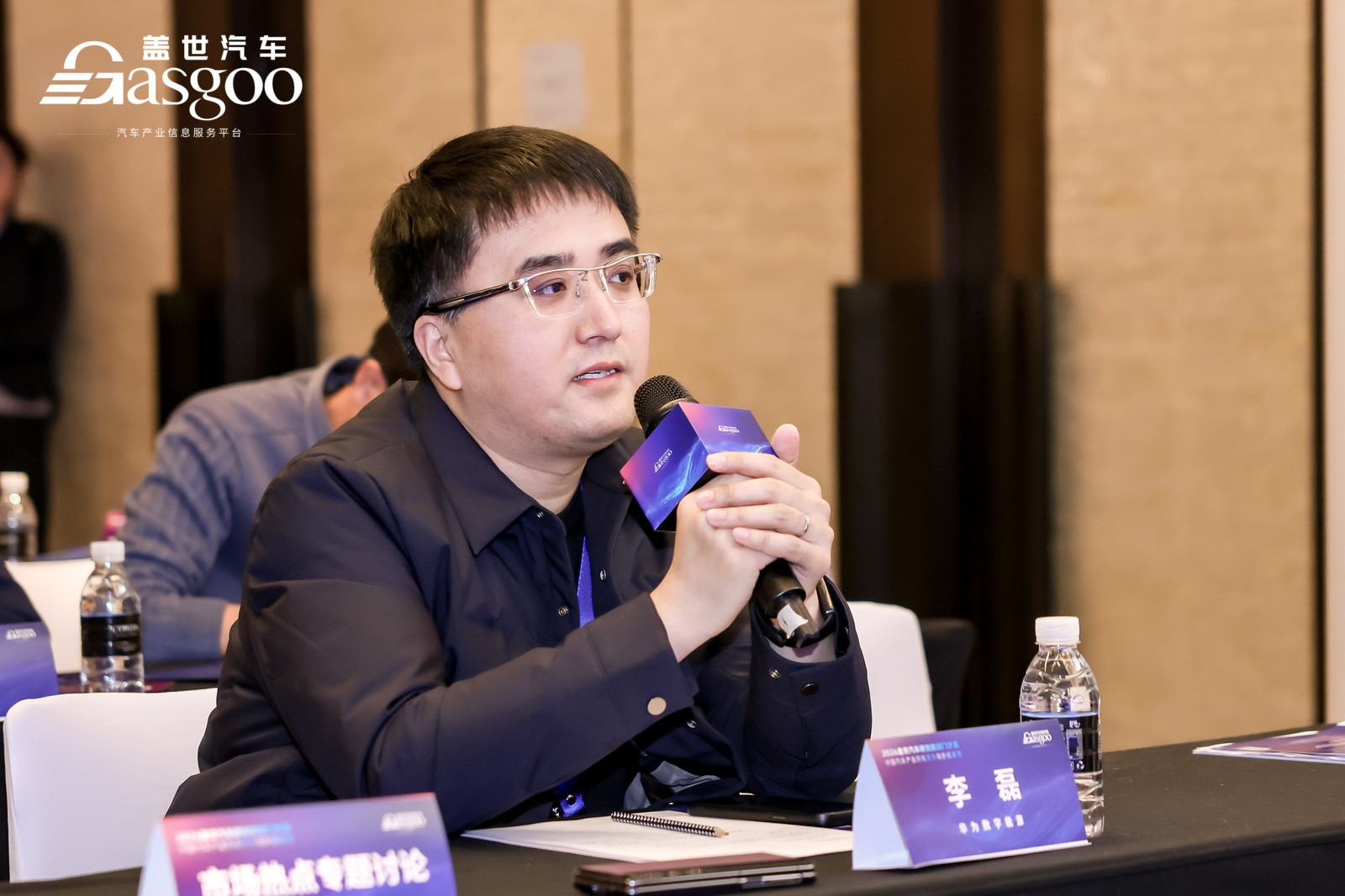 LEO_3449-4296066645.jpg