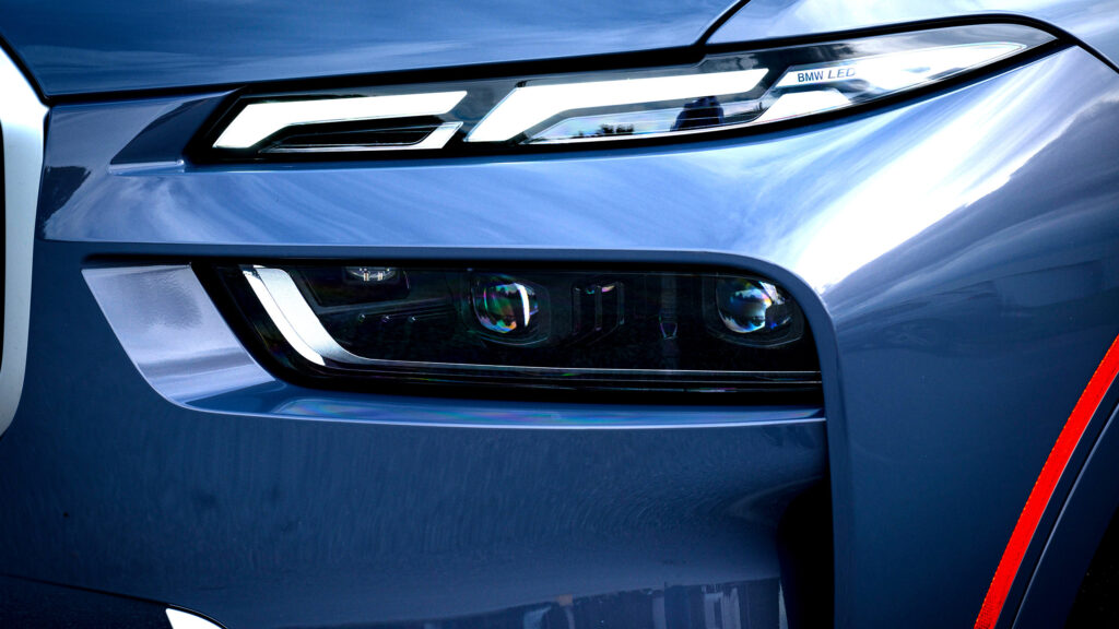 El X7 de BMW parece demasiado pequeño ahora, por lo que los concesionarios quieren un X9